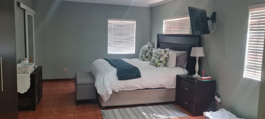 4 Bedroom Property for Sale in Bodorp North West